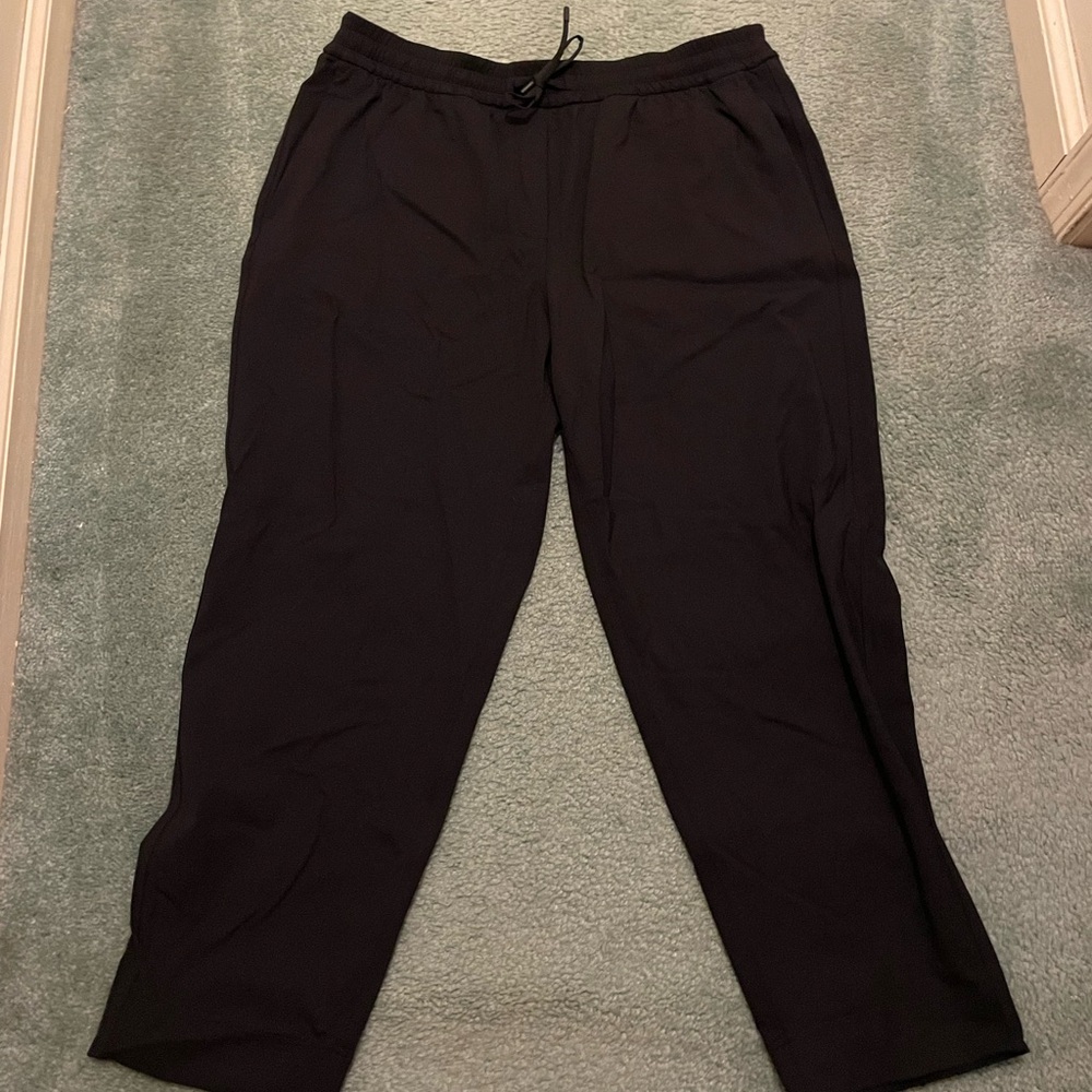 lululemon black pants